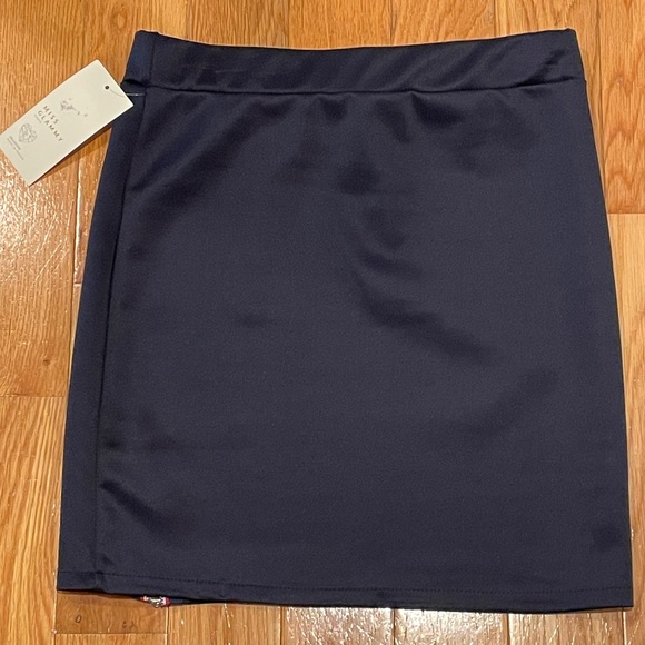 Navy Blue Skirt with Red and White Accents - Picture 3 of 5